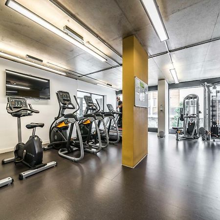 Hashtag Aldgate Campus Accommodation Londra Esterno foto