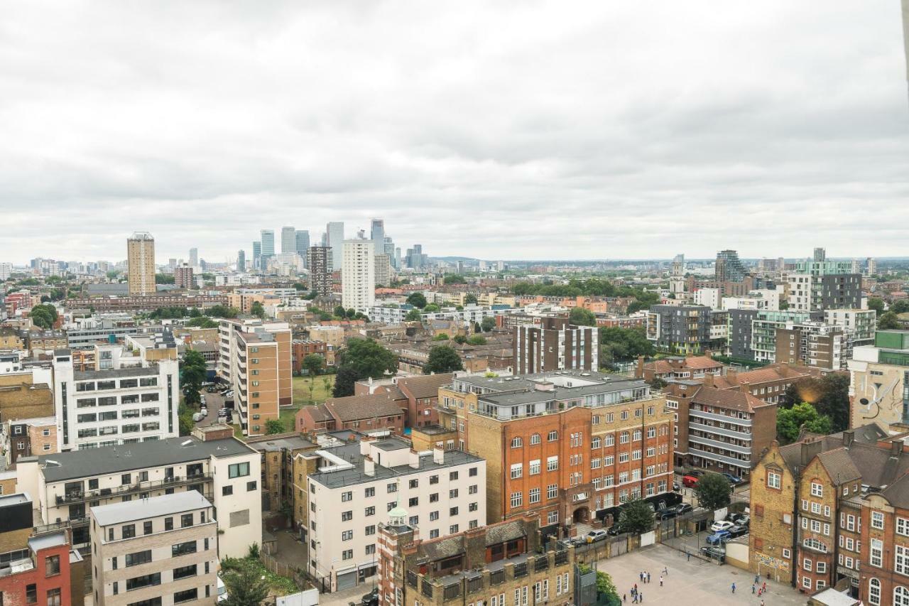 Hashtag Aldgate Campus Accommodation Londra Esterno foto
