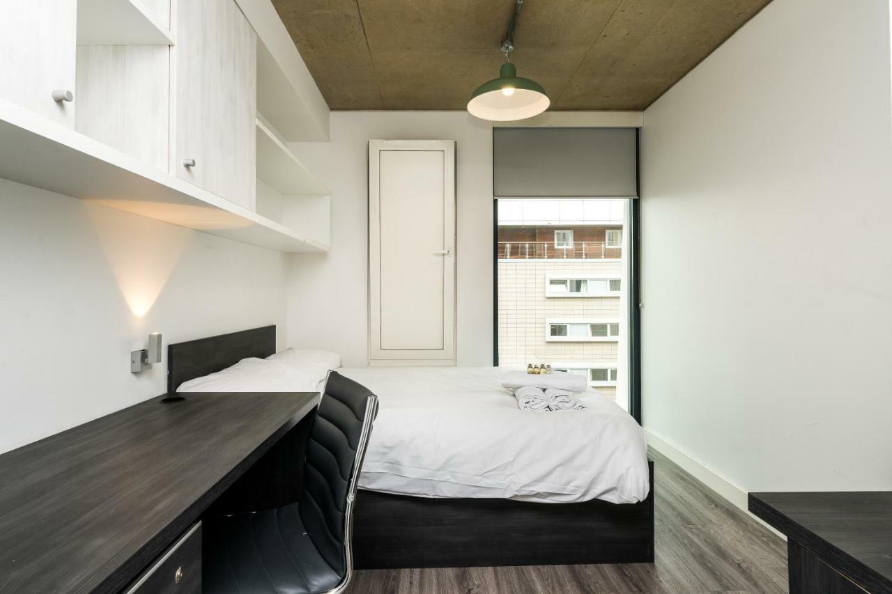Hashtag Aldgate Campus Accommodation Londra Camera foto