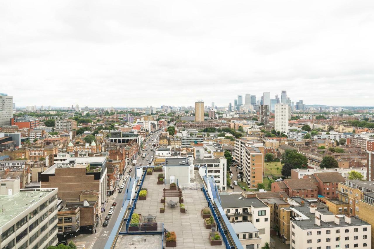 Hashtag Aldgate Campus Accommodation Londra Esterno foto