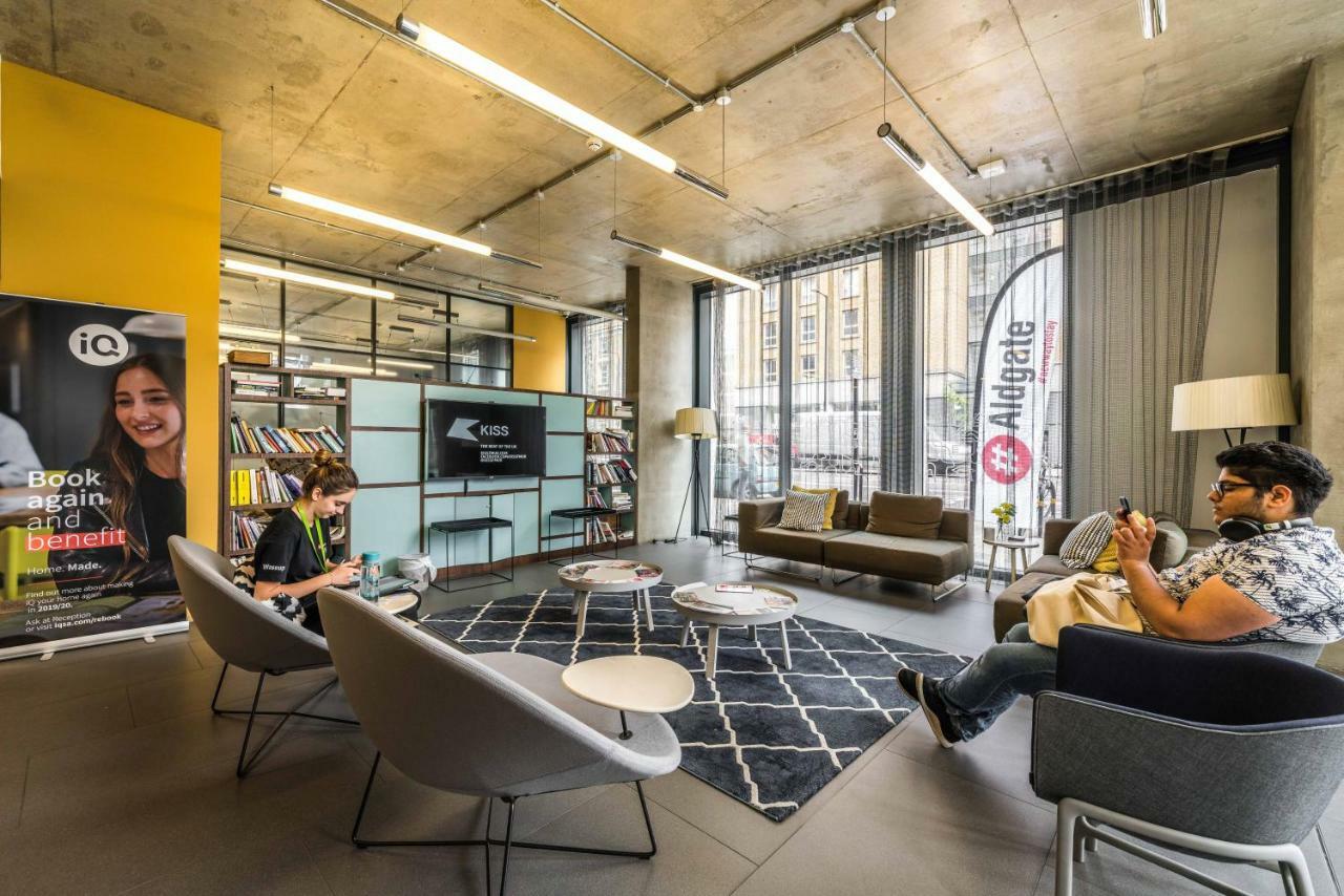 Hashtag Aldgate Campus Accommodation Londra Esterno foto